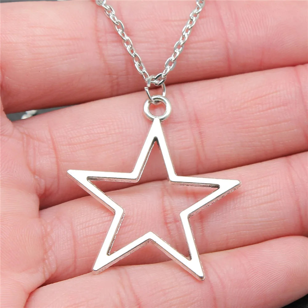 Vintage Hollow Star Pendant Necklace 36x33mm — Silver-Tone