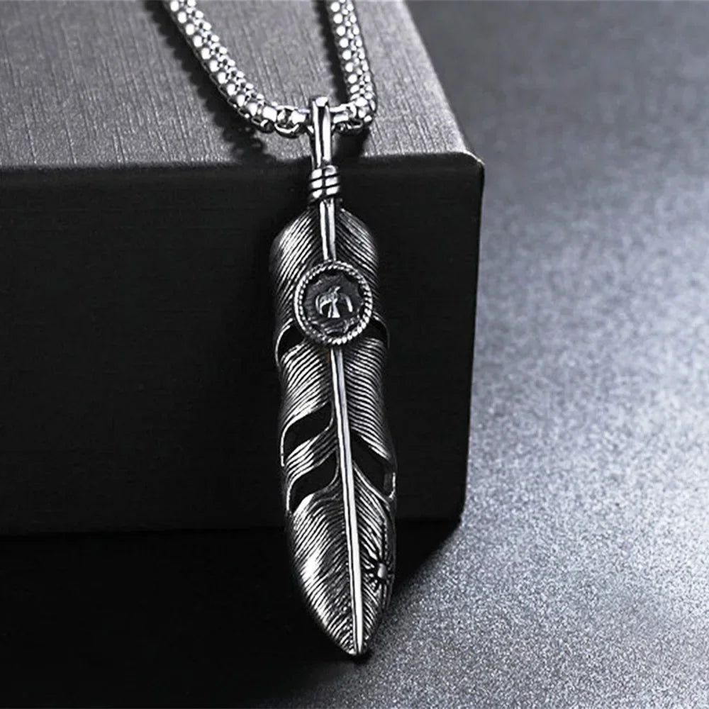Vintage Stainless goro feather Necklace Men Women Punk Hip Hop Biker goro Pendant Chain Fashion Jewelry Gift