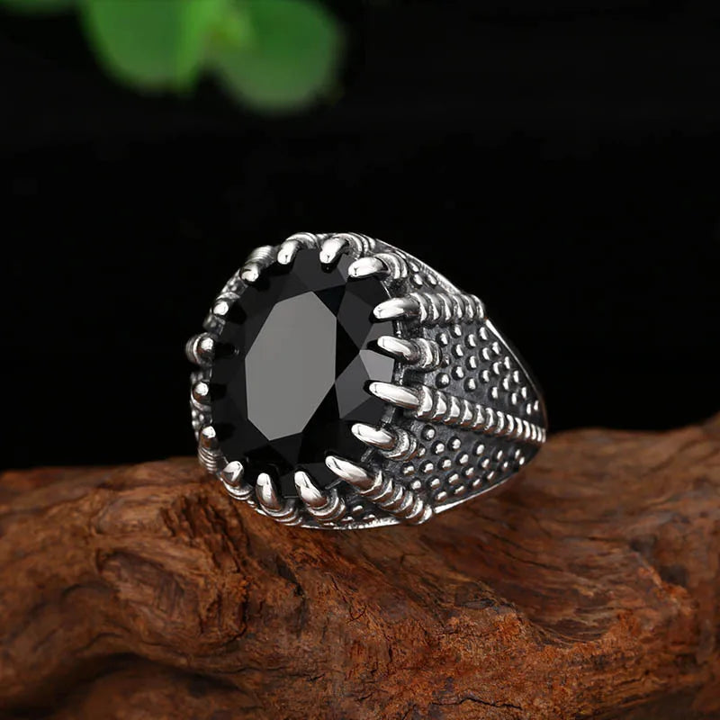Retro Alien Black Stone Ring — Silver