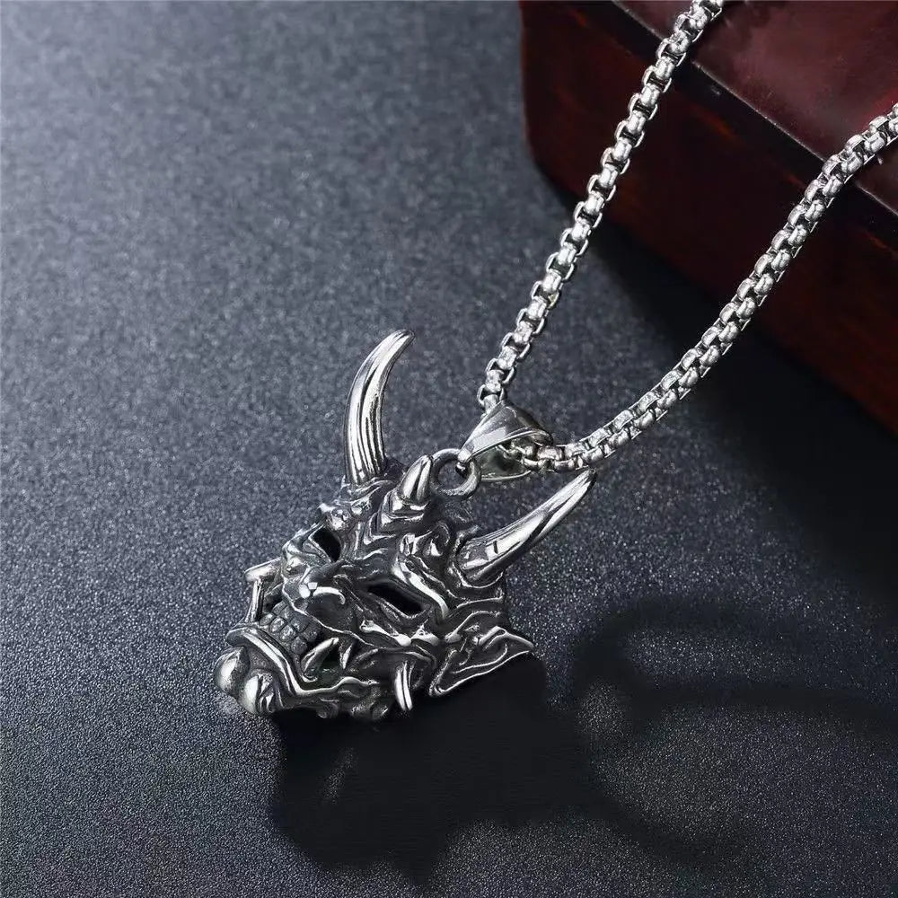 Retro Punk Demon Mask Samurai Ghost Pendant Necklace, Unisex Long Chain, Hip-Hop Rock Party Necklace Gift Accessory