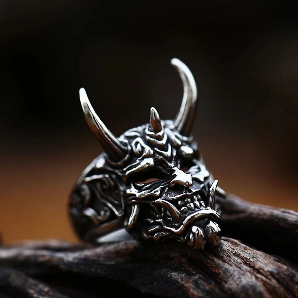 Mens Gothic Prajna Mask Ring Stainless Steel Japanese Samurai Skull Rings for Men Women Fashion Biker Jewelry Gift