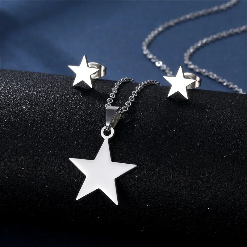 Star of David Heart Pendant Necklace — Stainless Steel